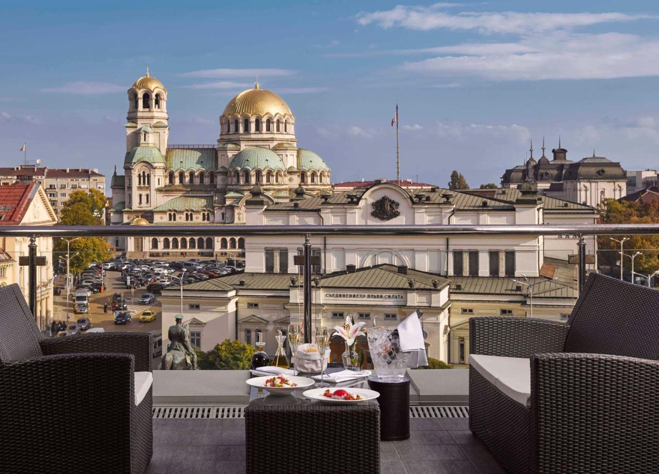 Suite con cama extragrande, terraza y vistas a la catedral
